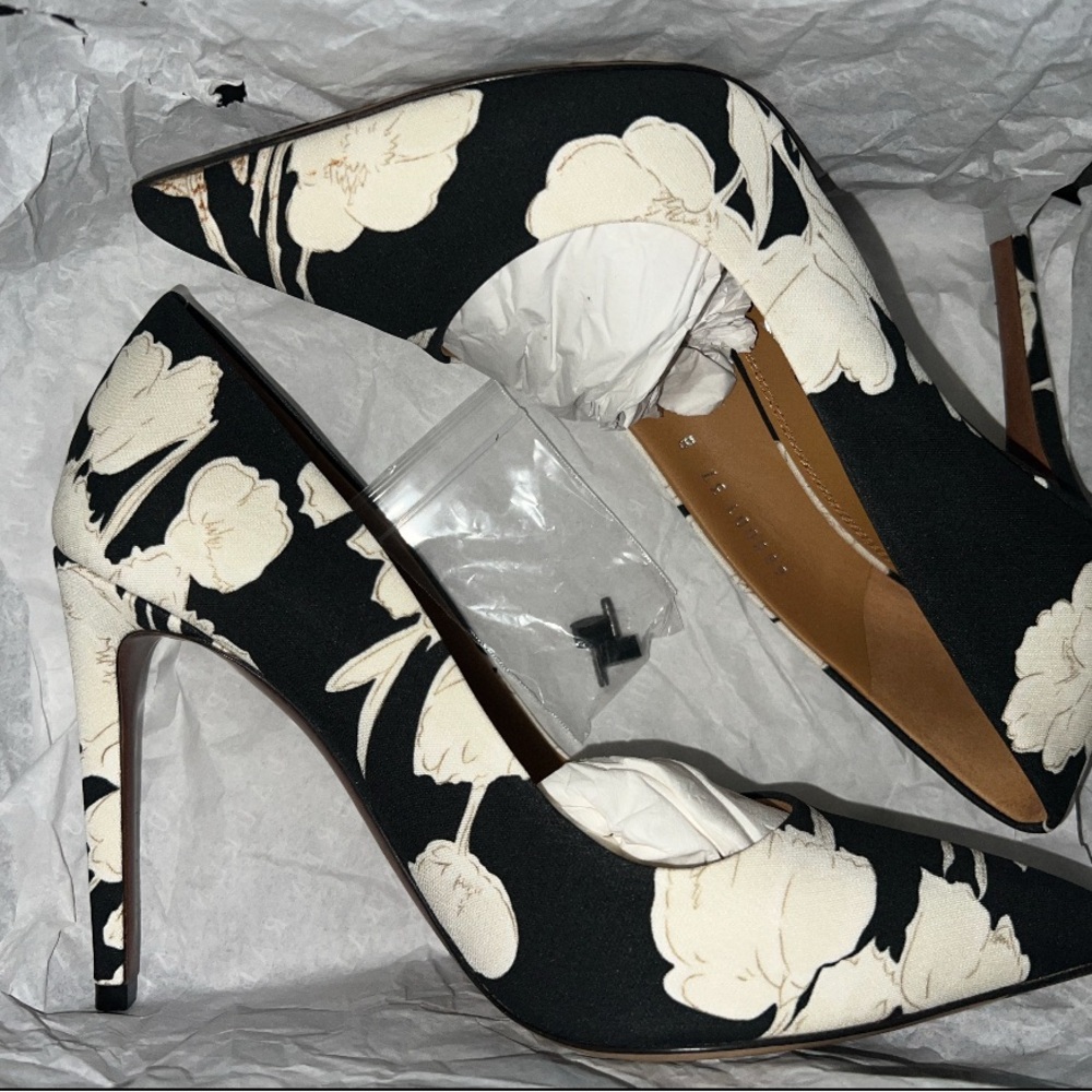 Ralph Lauren Black and Cream Floral Heels